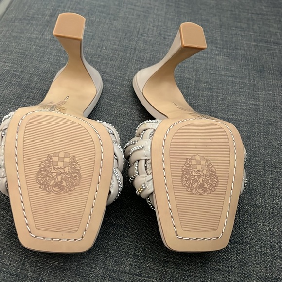 Vince Camuto Taupe Braided Women's Heels - Picture 3 of 4